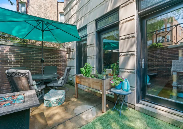 Homes for sale in Chicago, IL | 4341 N Mozart St #1, Chicago, IL 60618 | MLS# 12642063
