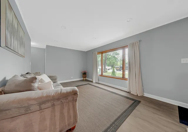 Homes for sale in Highland Park, IL | 1415 Deerfield Pl, Highland Park, IL 60035 | MLS# 12642107