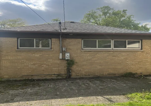 4th image of 17205 Highland Ave, Hazel Crest, IL 60429 | MLS# 12642194