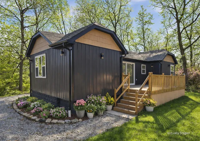 3rd image of 7325 Locust Ave, Gary, IN 46403 | MLS# 12642199