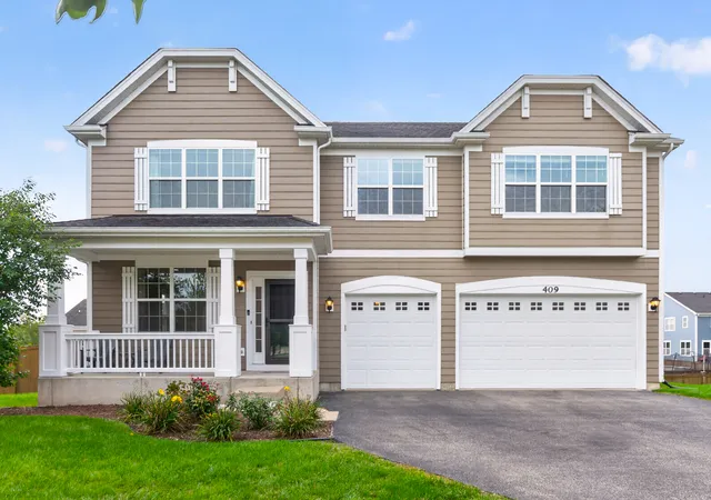 Single family home for sale at 409 Brockton Ave, Elgin, IL 60124 | MLS# 12642248