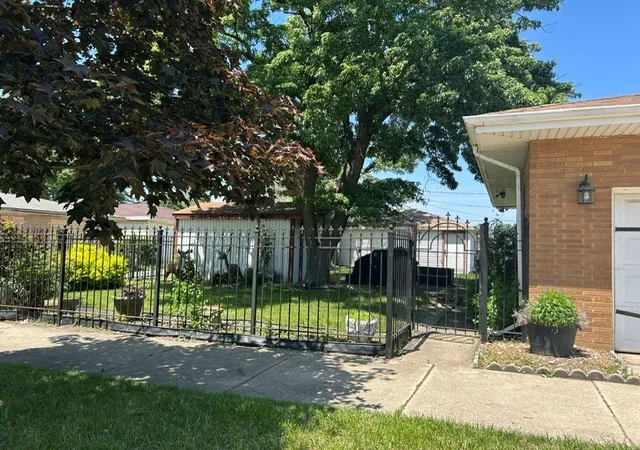 2nd image of 12764 S Ada St, Calumet Park, IL 60827 | MLS# 12642303