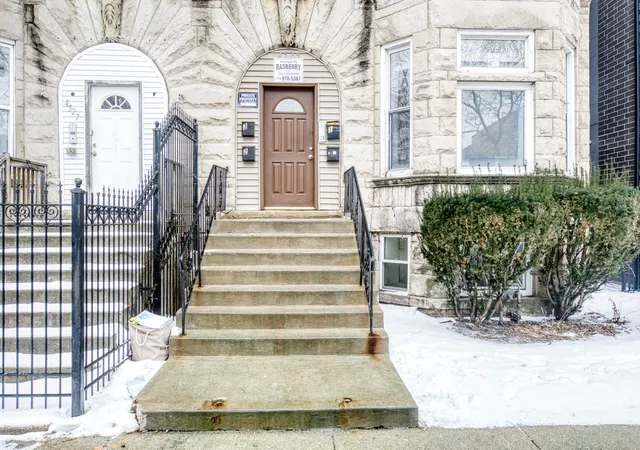 Homes for sale in Chicago, IL | 4529 S Vincennes Ave, Chicago, IL 60653 | MLS# 12642304