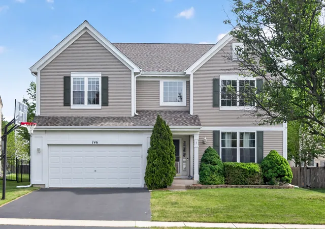 Homes for sale in Pingree Grove, IL | 746 Bluebell Ln, Pingree Grove, IL 60140 | MLS# 12642488