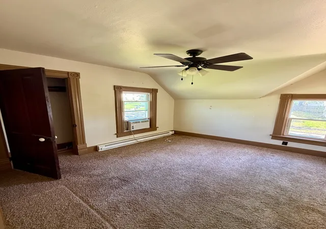 Homes for sale in Dixon, IL | 913 W 4Th St, Dixon, IL 61021 | MLS# 12642608