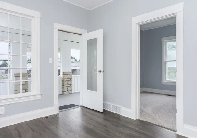 Photo 3 of Single family home for sale at 125 E Jackson St, Cullom, IL 60929 | MLS# 12642677 | Listing updated on 2026-09-12
