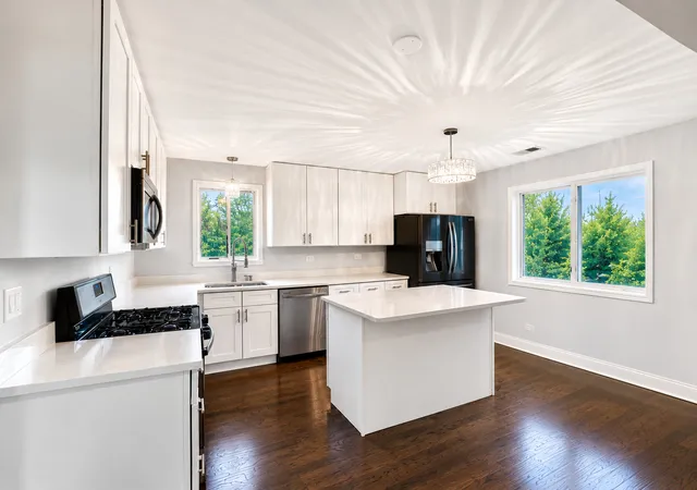Homes for sale in Orland Park, IL | 14949 Lakeview Dr #102, Orland Park, IL 60462 | MLS# 12642690
