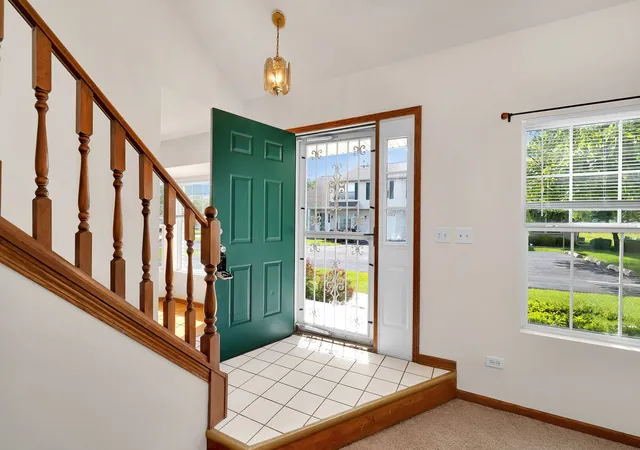 Photo 3 of Townhouse for sale at 1466 Root St #1, Crest Hill, IL | MLS# 12642751 | Listing updated on 2026-09-19
