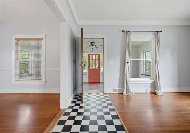 Homes for sale in Bloomington, IL | 517 Vale St, Bloomington, IL 61701 | MLS# 12642779