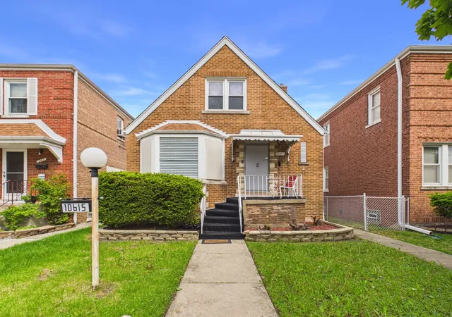 1st image of 10615 S Vernon Ave, Chicago, IL 60628 | MLS# 12642988