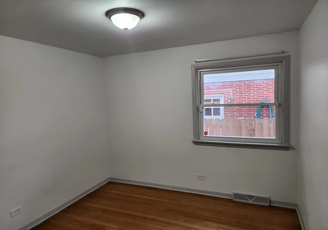 4th image of 151 Amy St, Chicago Heights, IL 60411 | MLS# 12643160