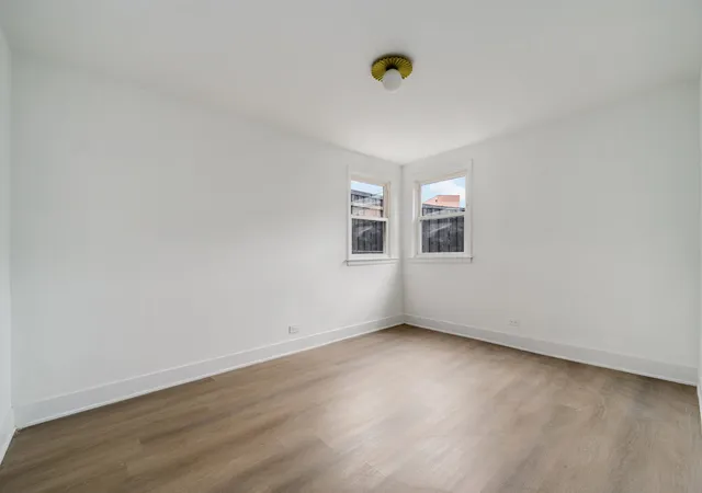 2nd image of 5516 W Higgins Ave, Chicago, IL 60630