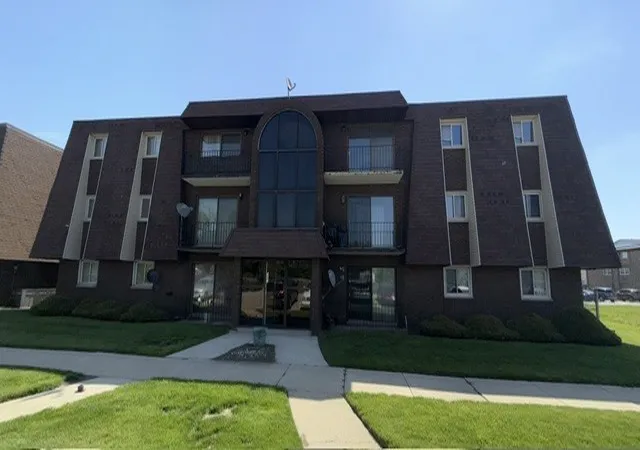 11th image of 383 Stoney Island Ave #102, Calumet City, IL 60409 | MLS# 12643270