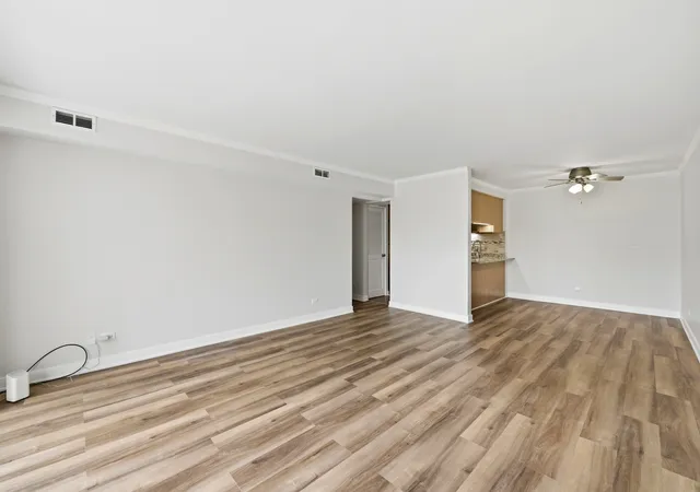 Photo 4 of Condominium at 75 6th Avenue #304, La Grange, IL 60525 | MLS# 12643385 |  | Sold on 2026-06-22