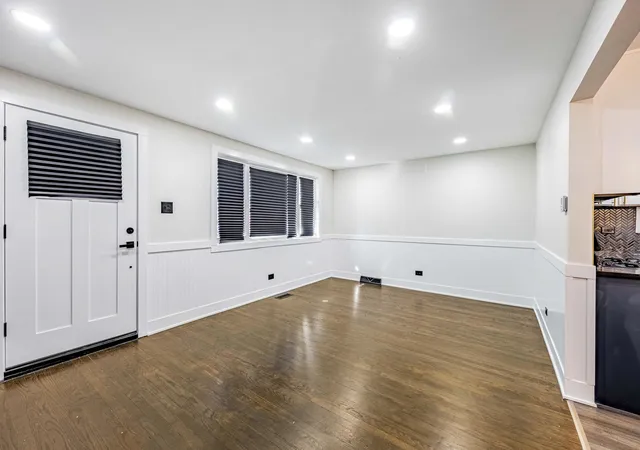 2nd image of 8051 S Escanaba Ave, Chicago, IL 60617 | MLS# 12643731