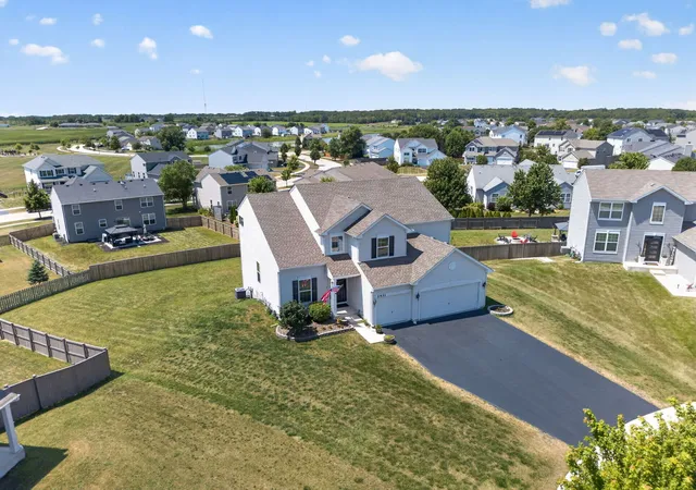 Photo 2 of Single family home for sale at 2431 Fitzhugh Turn, Yorkville, IL 60560 | MLS# 12643868 | Listing updated on 2026-08-30