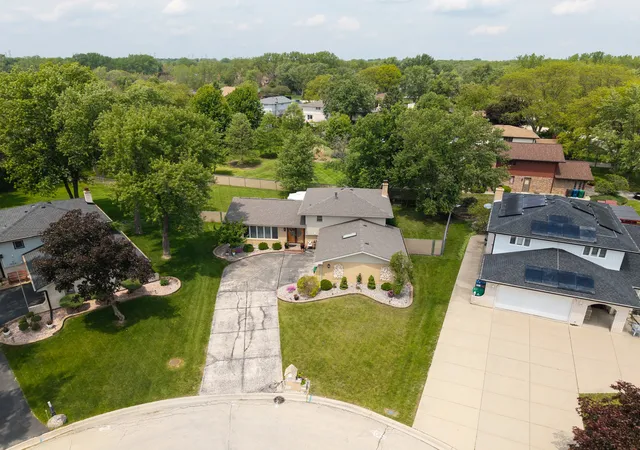 Homes for sale in Orland Park, IL | 12320 Tim Tam Ct, Orland Park, IL 60467 | MLS# 12644022