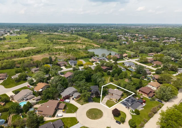 Homes for sale in Orland Park, IL | 12320 Tim Tam Ct, Orland Park, IL 60467 | MLS# 12644022