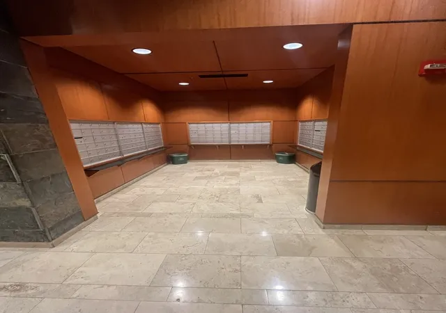 Homes for sale in Chicago, IL | 208 W Washington St #1404, Chicago, IL 60606 | MLS# 12644120