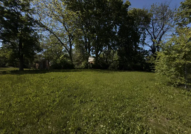 Homes for sale in Bloomington, IL | 911 W Front St, Bloomington, IL 61701 | MLS# 12644274