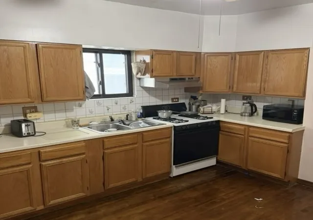Photo 4 of Multi family home for sale at 1542 W Thomas St, Chicago, IL 60642 | MLS# 12644332 | Listing updated on 2026-09-14