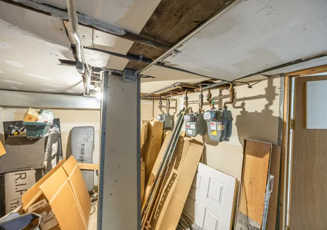 39th image of 1801 W 21st Pl, Chicago, IL 60608 | MLS# 12644428
