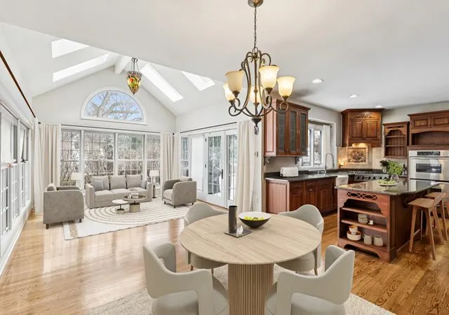 3rd image of 2904 Fox Knoll Ct, Johnsburg, IL 60051 | MLS# 12644593