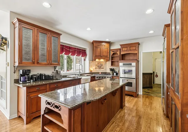 4th image of 2904 Fox Knoll Ct, Johnsburg, IL 60051 | MLS# 12644593