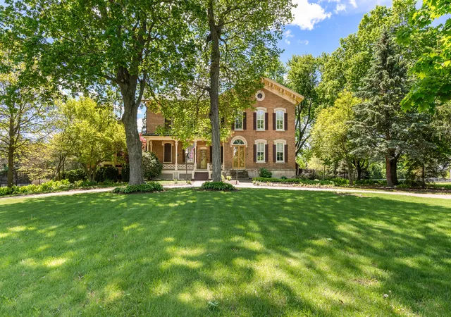 Photo 3 of Single family home for sale at 1542 Plainfield Rd, Oswego, IL 60543 | MLS# 12644617 | Listing updated on 2026-10-09