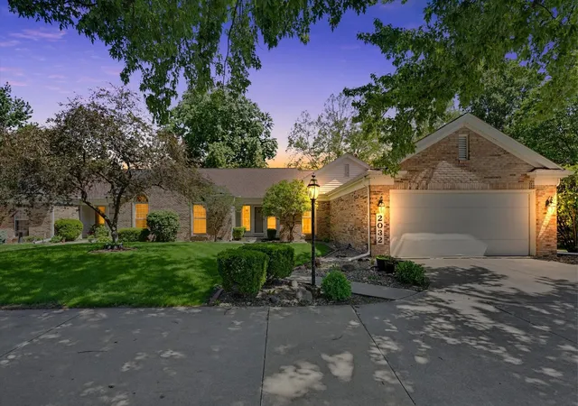 Homes for sale in Champaign, IL | 2032 Bentbrook Dr #2032, Champaign, IL 61822 | MLS# 12644748