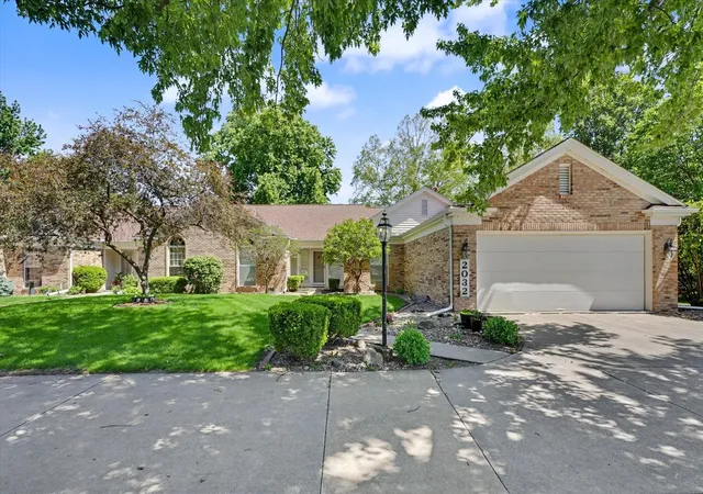Homes for sale in Champaign, IL | 2032 Bentbrook Dr #2032, Champaign, IL 61822 | MLS# 12644748
