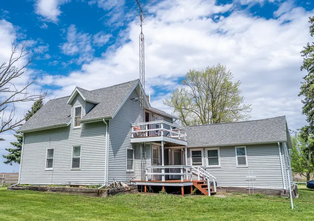 Photo 3 of Single family home for sale at 1274 Whitney Rd, Amboy, IL 61310 | MLS# 12644972 | Listing updated on 2026-09-27