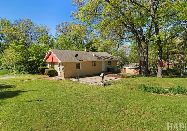 2nd image of 26 Woodland Ave, Fox Lake, IL 60020 | MLS# 12644988