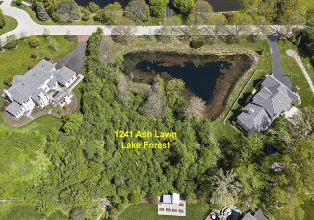 Homes for sale in Lake Forest, IL | 1241 Ash Lawn Dr, Lake Forest, IL 60045 | MLS# 12645009