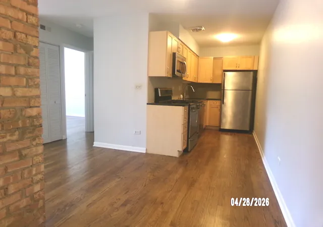 Photo 4 of Condo for sale at 515 W Wrightwood Ave #315, Chicago, IL 60614 | MLS# 12645129 | Listing updated on 2026-10-07