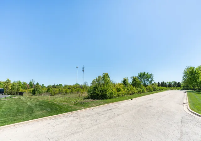 4th image of Lot 1 & 2 Deer Pond Dr, St. Charles, IL 60175 | MLS# 12645171