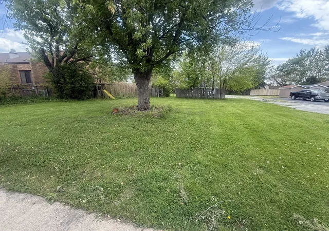 Photo 3 of Single family home for sale at 2869 Glenwood Lansing Rd, Chicago Heights, IL 60411 | MLS# 12645211 | Listing updated on 2026-09-02
