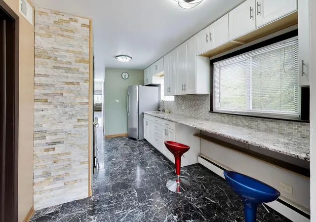 2nd image of 3111 W Foster Ave, Chicago, IL 60625 | MLS# 12645364