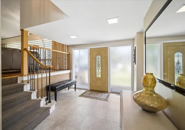 2nd image of 323 Vine St, Wilmette, IL 60091 | MLS# 12645369