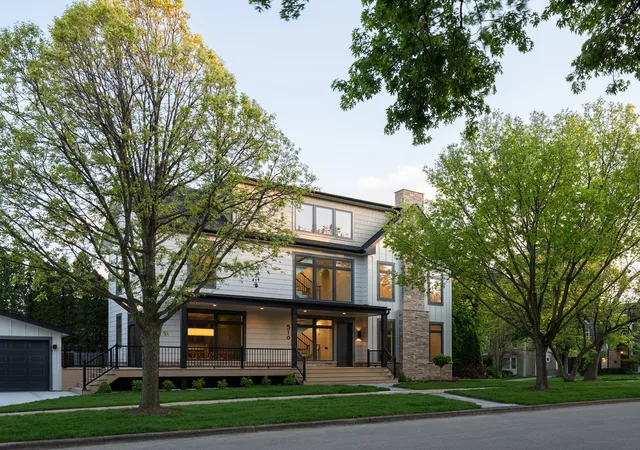Photo 3 of Single family home for sale at 516 W 6th Street, Hinsdale, IL 60521 | MLS# 12645425 | Listing updated on 2026-09-13