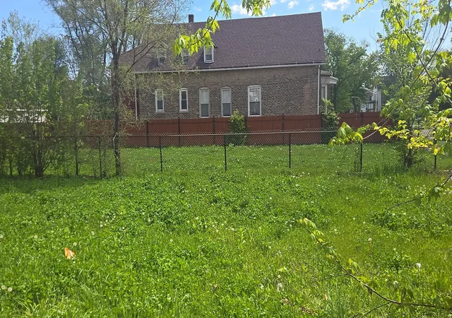Listing Photo 4 - Condo for sale in building located at 132 W 113th St, Chicago, IL 60628
