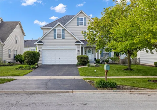 3rd image of 3424 Parliament Ln, Naperville, IL 60564 | MLS# 12645492