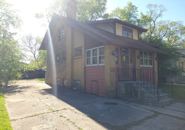 Homes for sale in South Holland, IL | 14961 Perry Ave, South Holland, IL 60473 | MLS# 12645516