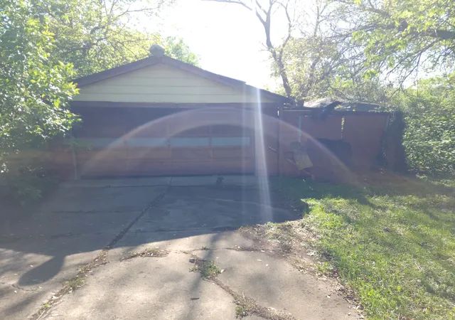Homes for sale in South Holland, IL | 14961 Perry Ave, South Holland, IL 60473 | MLS# 12645516