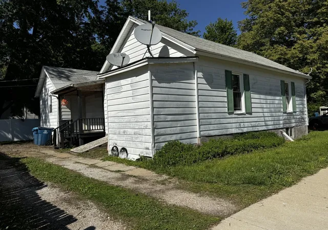 Homes for sale in Pontiac, IL | 801 N Mill St, Pontiac, IL 61764 | MLS# 12645540