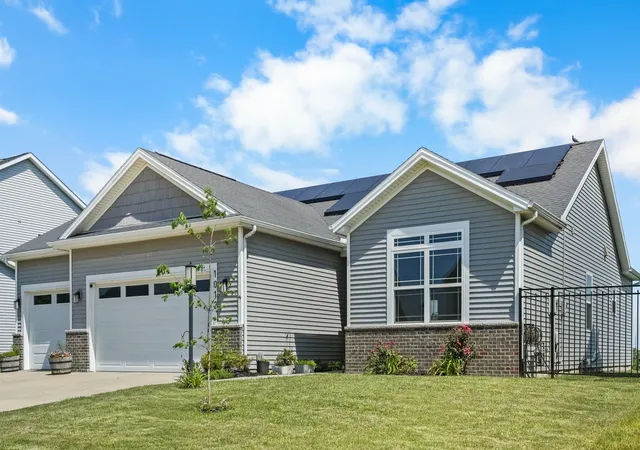 Photo 1 of Single family home for sale at 1012 Declaration Dr, Savoy, IL 61874 | MLS# 12645551 | Listing updated on 2026-09-14