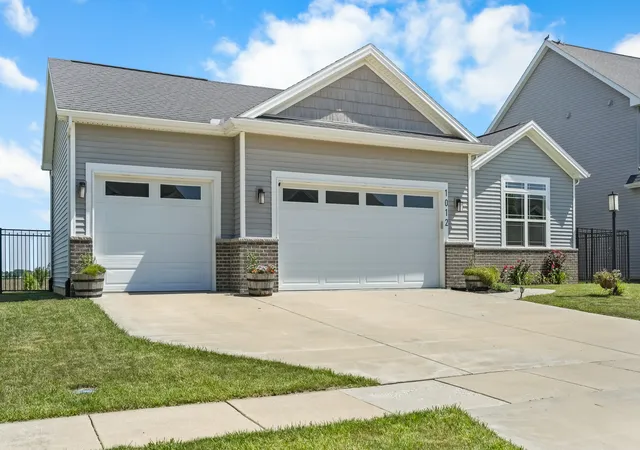Photo 3 of Single family home for sale at 1012 Declaration Dr, Savoy, IL 61874 | MLS# 12645551 | Listing updated on 2026-09-24