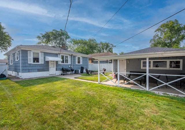 27th image of 18636 Sherman St, Lansing, IL 60438 | MLS# 12645695