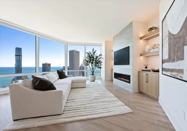Homes for sale in Chicago, IL | 401 N Wabash Ave #61G, Chicago, IL 60611 | MLS# 12645752
