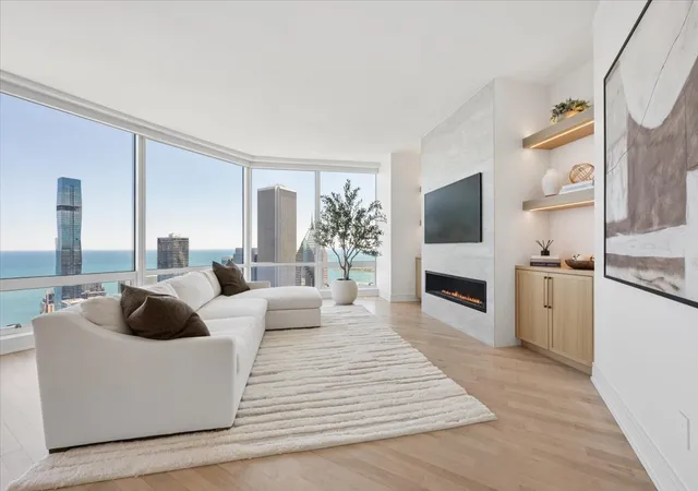 Homes for sale in Chicago, IL | 401 N Wabash Ave #61G, Chicago, IL 60611 | MLS# 12645752